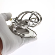 Afbeelding in Gallery-weergave laden, 2-in-1 Ball Stretcher Cock Cage