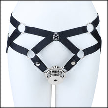 Afbeelding in Gallery-weergave laden, Mirror Polish Flat and Inverted Chastity Cage – Inverted Medium (46 mm) with black support belt