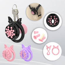 Load image into Gallery viewer, breathable-panel‌-chastity-cage-with-silicone-rings
