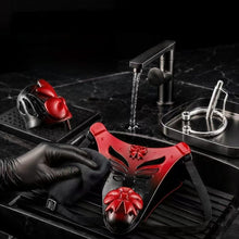 Afbeelding in Gallery-weergave laden, Red and Black Butterfly-Wing Resin Chastity Belt
