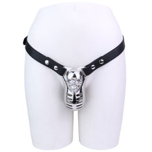 Afbeelding in Gallery-weergave laden, Horror Skull Metal Chastity Cage with Standard Belt front view on mannequin
