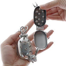 Lade das Bild in den Galerie-Viewer, Evil Shells Stainless Steel Ball Stretcher -7
