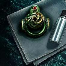 Lade das Bild in den Galerie-Viewer, The Eye of Cthulhu's Chastity Cage in alternate gallery view 4
